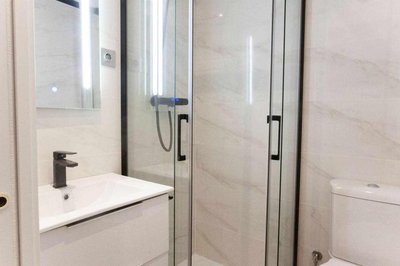 New Moderno Y Elegante Apartamento Centrico Μαδρίτη Εξωτερικό φωτογραφία